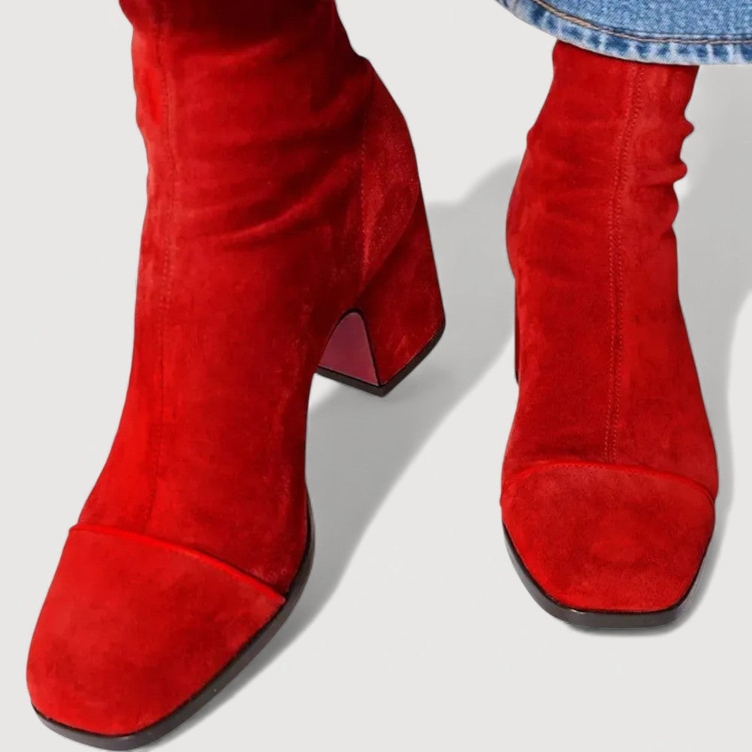 Red / 10