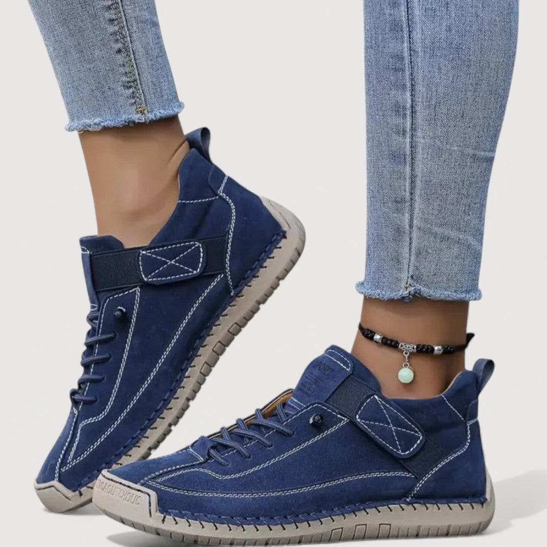 Blue / 15