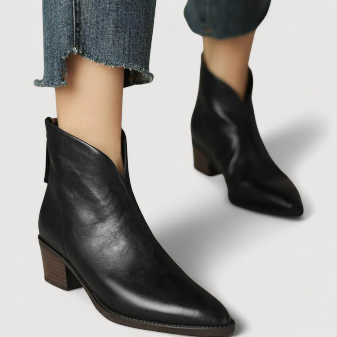 Black / 8